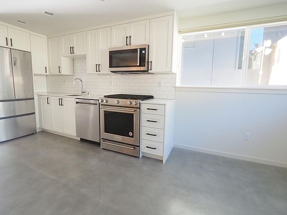 5th image of 7756 4th Ave NE #B