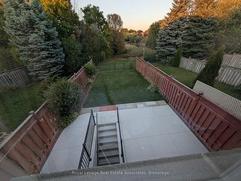 122 Pressed Brick Dr — Photo 10