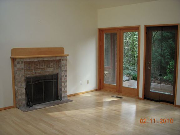 3rd image of 13120 SE Evergreen Hwy