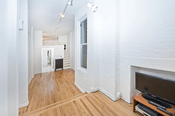 Rented by Nolita Group | media 24