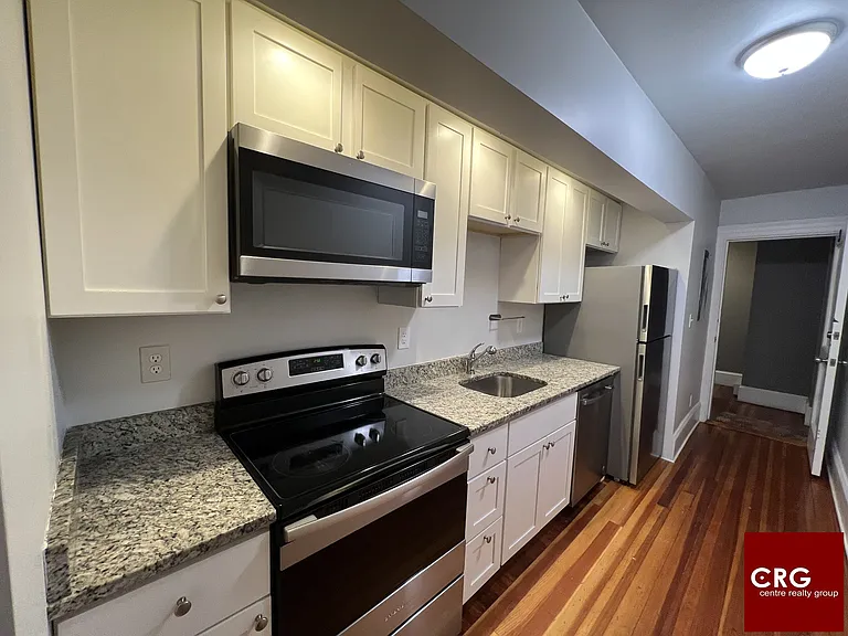 1463 Beacon St #23G — Photo 2