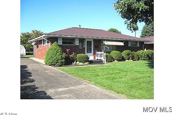 1st image of 1458 Poplar Ave