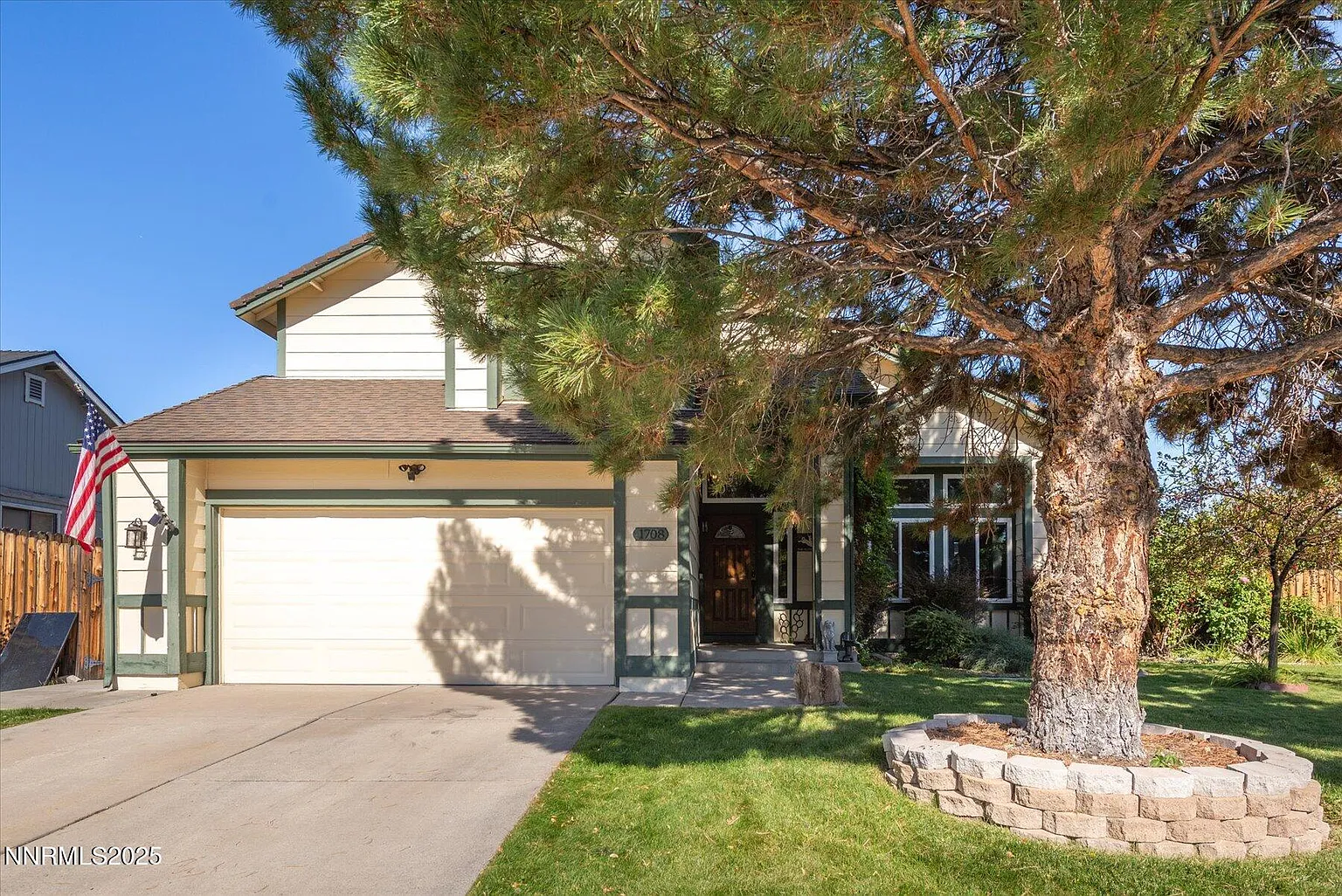 1708 Kristin Way photo 1