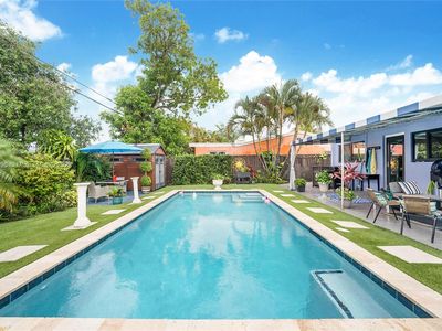 5201 NE 3rd Ter, Oakland Park, FL, 33334