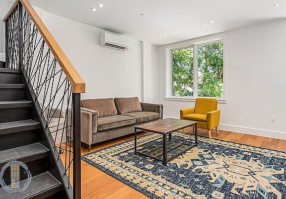 2nd image of 729 E 32nd St #3F