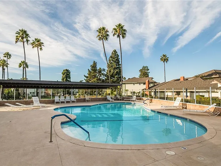 22825 Nadine Cir #B — Photo 26