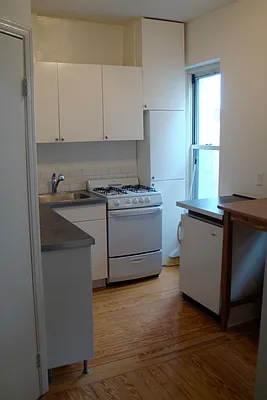 Rented by Performing Assets Corp | media 36