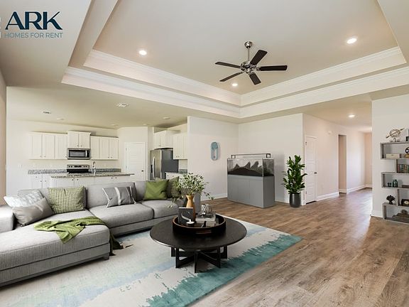 3rd image of 110 London Cir