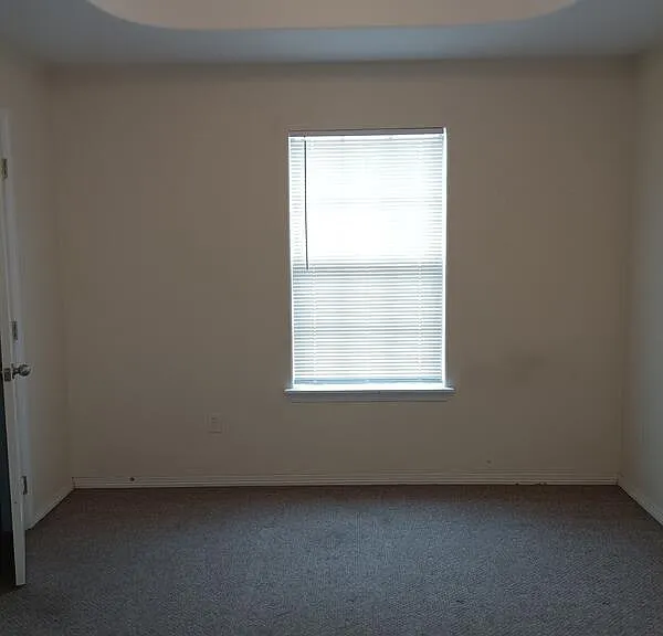 702 Sonesta Dr #H — Photo 3