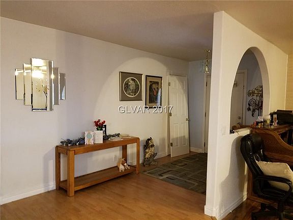 5th image of 1679 Golden Arrow Dr