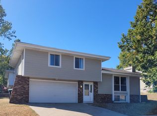 2530 S 162nd Cir, Omaha, NE 68130