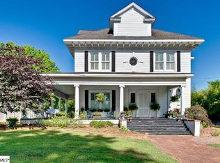 410 S Cambridge St, Ninety Six, SC 29666
