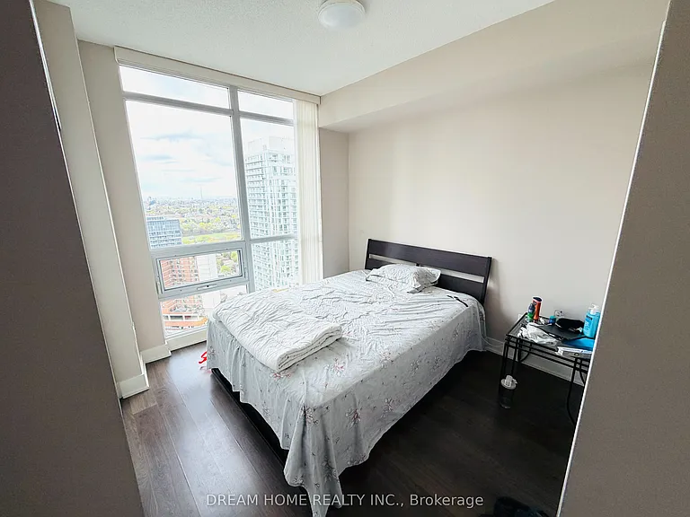 30 Roehampton Ave #2902 — Photo 3