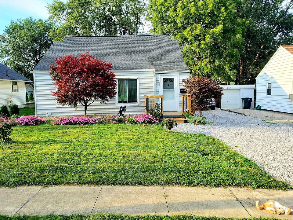 1st image of 236 Euclid Ave