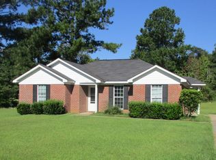 715 Shamrock Dr, Albany, GA 31721