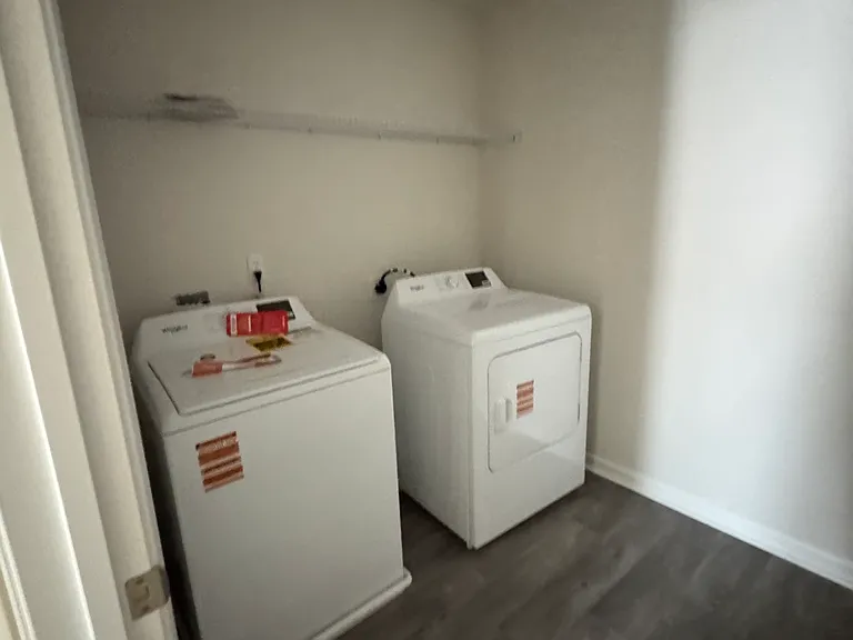 113 Beechwood Cir — Photo 6