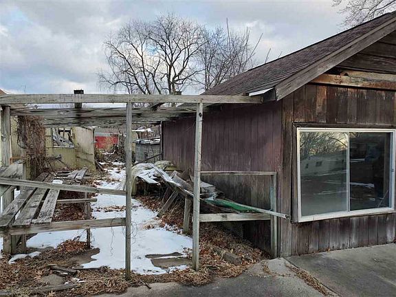 4th image of 1415 Jefferson St
