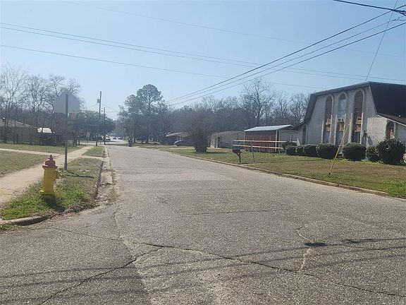 5th image of 6206 Sawston Rd