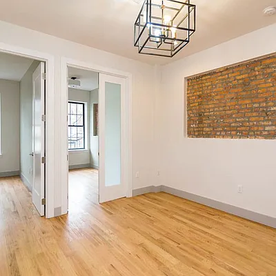 Rented by Nooklyn NYC LLC | media 54
