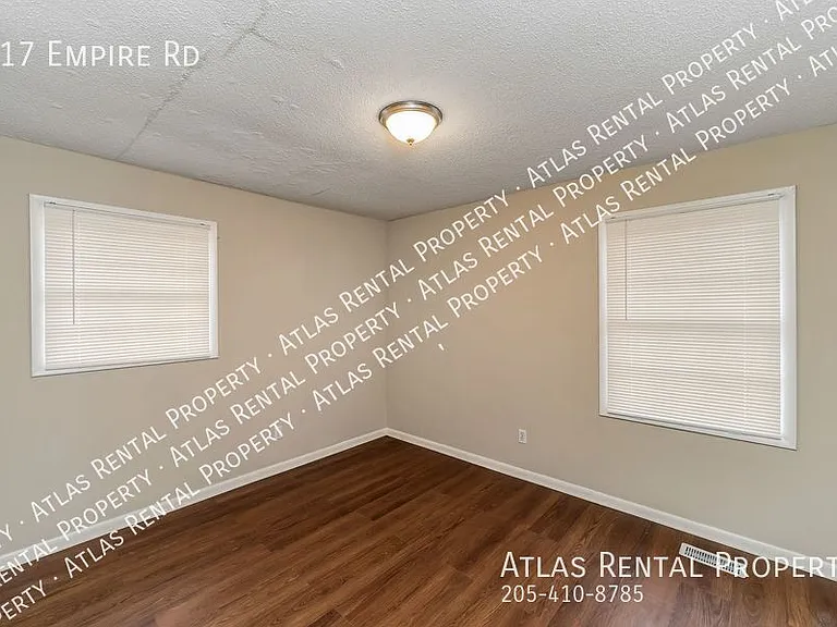 917 Empire Rd — Photo 10