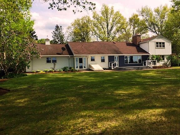3rd image of 1420 S Shore Dr