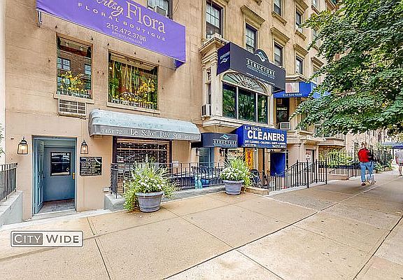4th image of 145 E 72nd St APT 5R