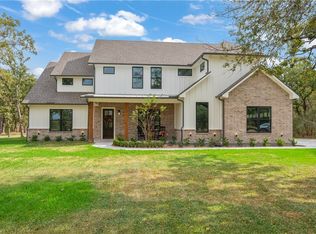 5529 Woodland Park Dr, College Station, TX 77845
