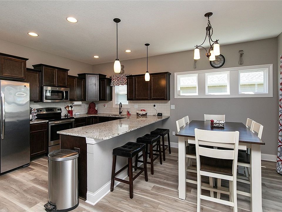 4716 NE Briarwood Dr, Ankeny, IA 50021 Zillow