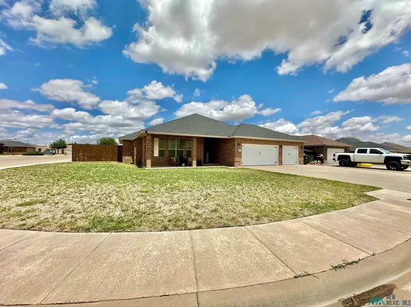 2316 Cobblestone Cir, Clovis, NM 88101