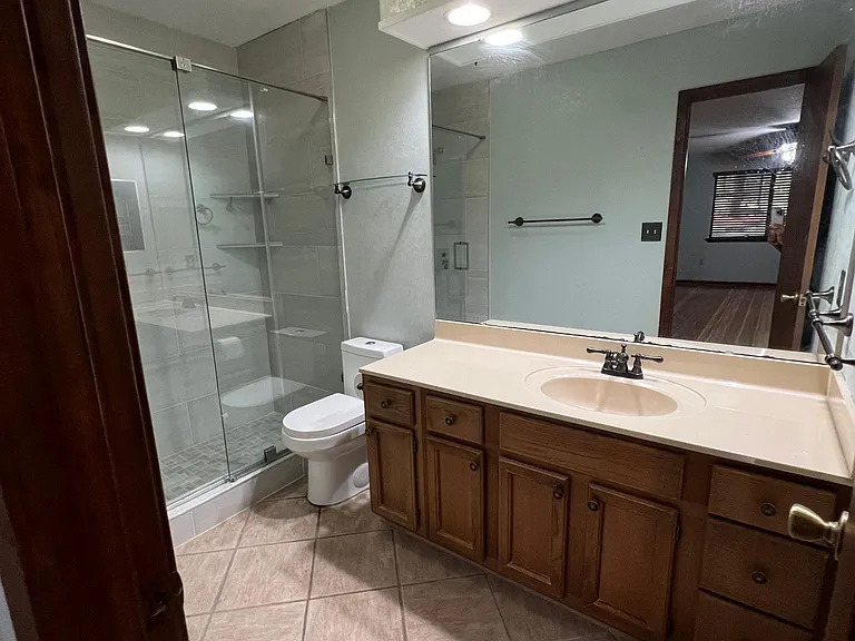 12125 Pleasant Tree Dr — Photo 15