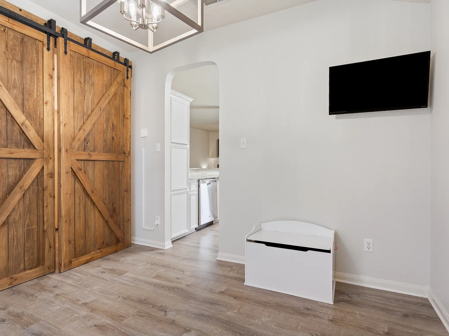 709 Bighorn Drive - 1 — Photo 1