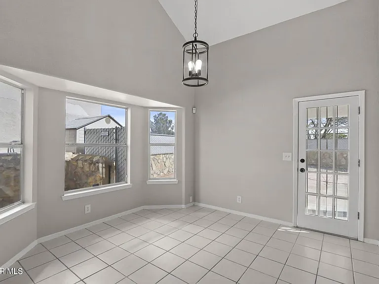 12425 Red Sun Dr — Photo 11