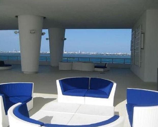 1st image of 1800 N Bayshore Dr APT 3012