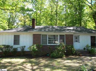 114 Sutton Dr, Taylors, SC 29687