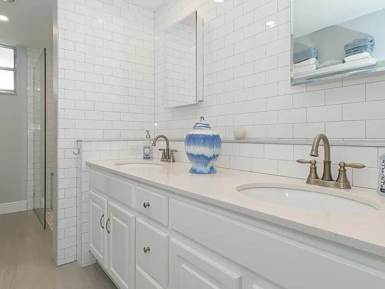 4320 Falmouth Dr #105 — Photo 16