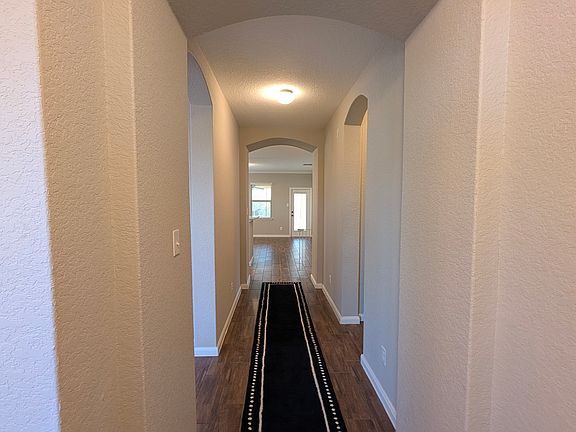 4th image of 13302 Frio Parke