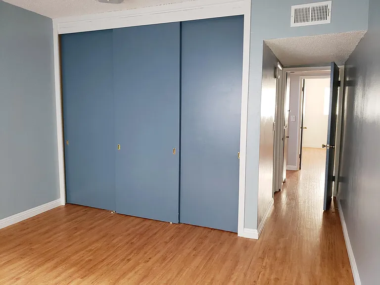 912 Centennial St — Photo 17