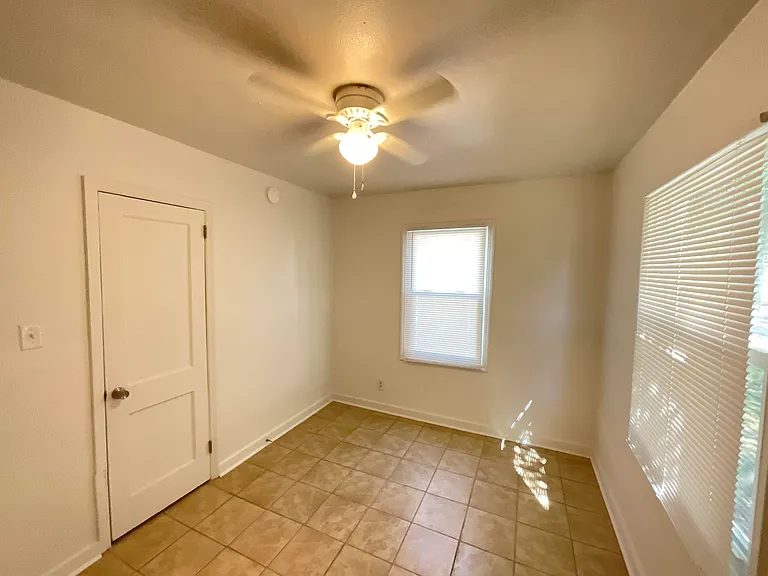 3005 Abelia Dr — Photo 9
