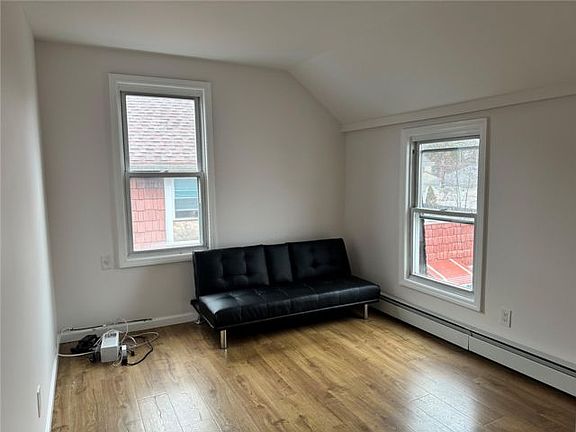 2nd image of 463 Main St APT 2B