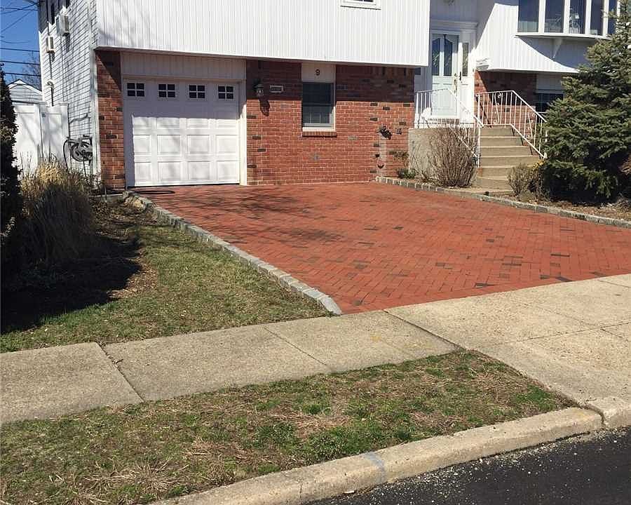 1st image of 9 Bishop Ct #2