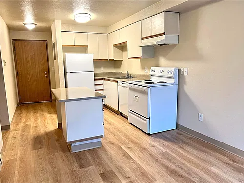 Floor plan 2-105