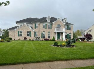 6 Chancery Pl, East Windsor, NJ 08520