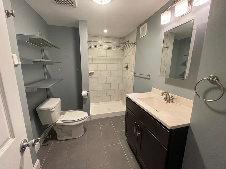 215 Washington Ln #5 — Photo 6