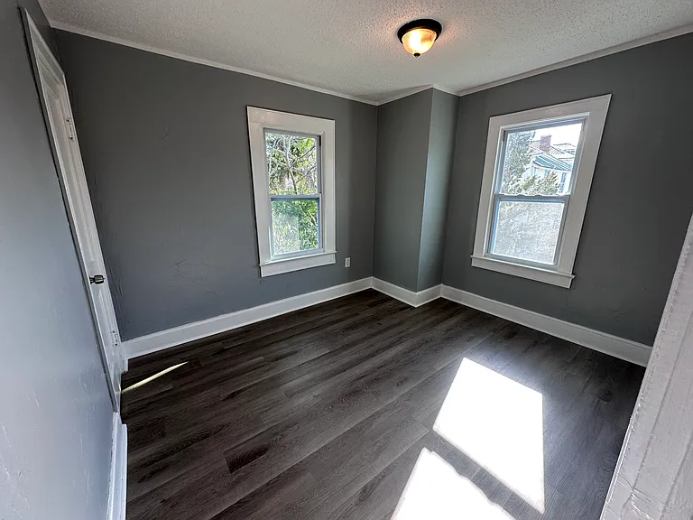 829 N Oleander Ave — Photo 20