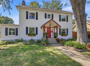 6124 Oak St, Kansas City, MO 64113