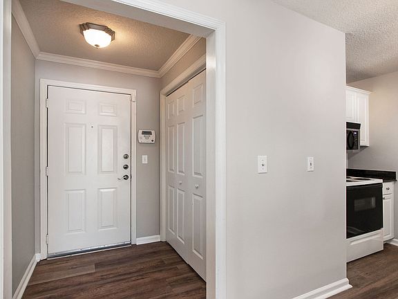 2nd image of 800 S Dakota Ave APT 238