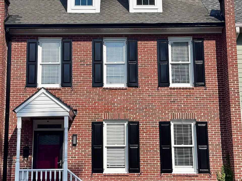 311 E 2nd Ave #2