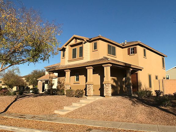 3rd image of 4002 W Arlington Cir