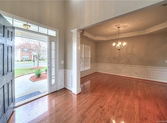 4th image of 10423 Olde Ivy Way