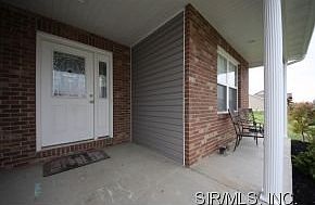 3rd image of 1186 Larkspur Dr